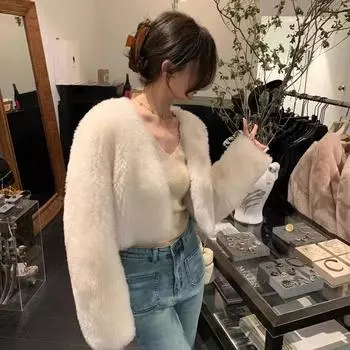 Новое пальто из овечьей шерсти женская одежда для девочек короткая шуба из овечьей шерсти зимняя кардиган с v-образным вырезом S белый