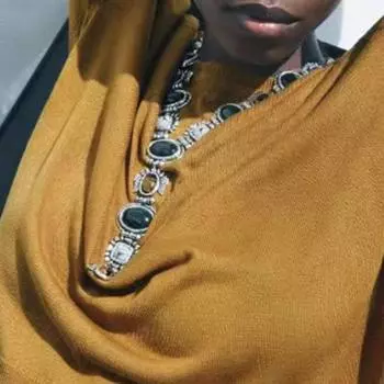 Новое персонализированное ретро модное ожерелье с геометрическим кулоном из сплава и смолы с драгоценными камнями, простое женское золотой