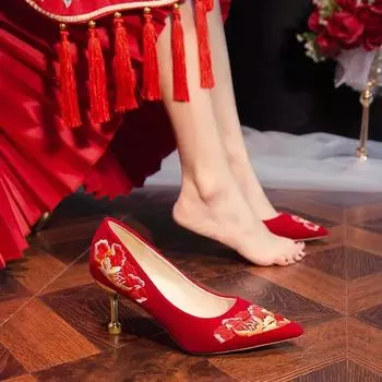 Новое поступление, модные пикантные элегантные свадебные туфли с вышивкой для банкета, металлические украшения, туфли-лодочки с острым носком, женские туфли на высоком каблуке 35
