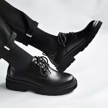 Новое поступление мужских повседневных кожаных туфель, стильные мягкие мужские кроссовки, универсальная мужская обувь для свадебного платья, элегантные мужские туфли для жениха 38