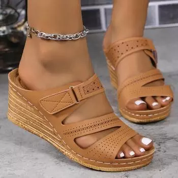 Новое поступление женских сандалий 2024 года, новые уличные босоножки на танкетке, летняя обувь, повседневная пляжная обувь на платформе, женские тапочки 36 чёрный