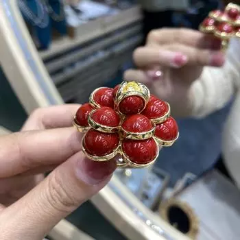 Новое ретро элитное кольцо с цветочным жемчугом, изысканная индивидуальность, преувеличенное легкое роскошное кольцо