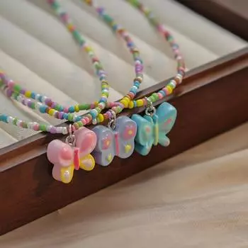 Новое стильное ожерелье ярких цветов с бисером в форме сердца и маленьким бантиком
