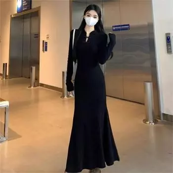 Новое трикотажное платье в китайском стиле для женщин весенне-осеннего сезона, пряжка на талии, утягивающая юбка на бедрах с запахом «рыбий хвост» one size чёрный