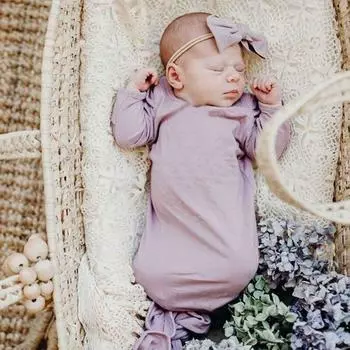 Новорожденный не может пинаться и пеленаться ребенком