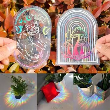 Новые 17 стилей Rainbow Maker Sun Catcher Наклейки на стену Cat Moth Mushroom Moon Sun DIY Window Glass Электростатические призмы Наклейка