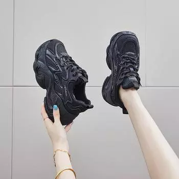 Новые 2024 женские кроссовки, летние легкие кроссовки, модная дышащая спортивная обувь для женщин, женская дизайнерская обувь на платформе 35 чёрный