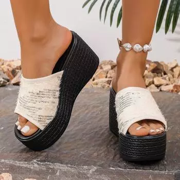 Новые белые цветочные ажурные женские тапочки на танкетке из искусственной кожи, летние женские тапочки на плоской платформе, резиновые тапочки 36