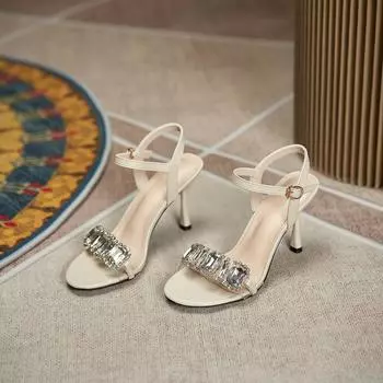 Новые босоножки на высоком каблуке с одной пряжкой и открытым носком, удобные и модные женские туфли со стразами 33 чёрный