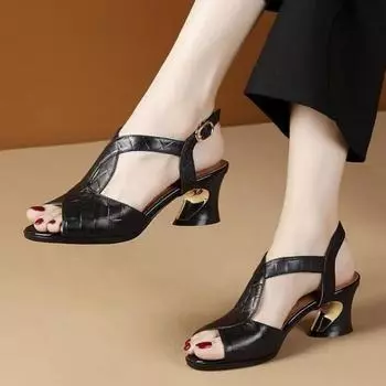 Новые босоножки с открытым носком на низком каблуке, универсальные, на среднем каблуке, на толстой подошве и с мягкой подошвой, женская обувь 35 чёрный