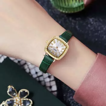 Новые часы женские нишевые дизайн студенческие ретро маленькие квадратные часы женские поясные простые темпераментные часы