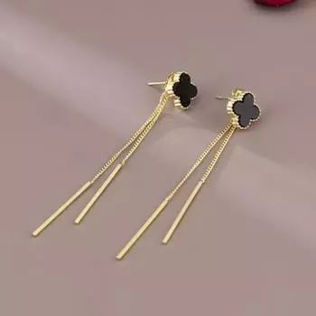 Новые черные нежные серьги-кисточки с четырьмя листочками клевера, женские серьги с простой кисточкой в виде двух носков серебряный