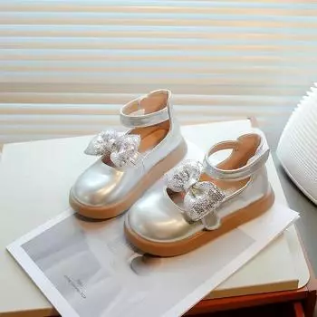 Новые детские туфли принцессы, милые кожаные туфли для девочек, простые модные туфли в стиле Лолиты для детей, повседневные туфли Мэри Джейн с ремешком на щиколотке 26 чёрный