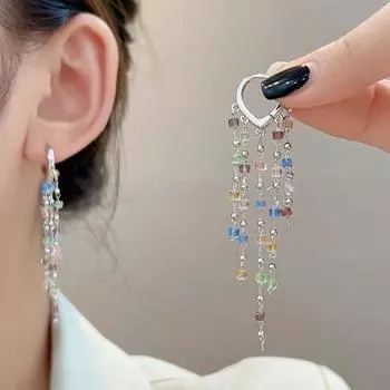 Новые длинные стильные серьги с радужными кисточками для женской моды, милые и красиво оформленные серьги Love