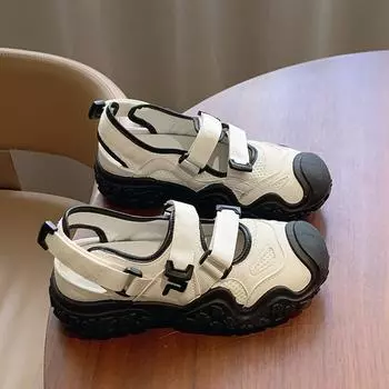 Новые дышащие перфорированные спортивные папины кроссовки и кроксы носят поверх женской обуви и сандалий 35 чёрный