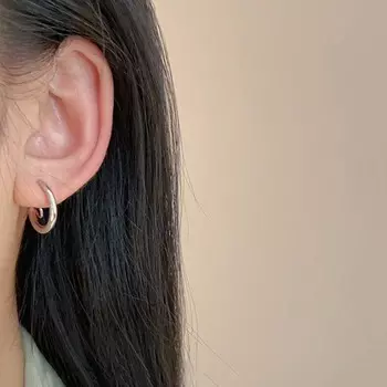 Новые геометрические серьги-клипсы C-типа из металла, простые универсальные серьги без проколов ушей для женщин, праздничные подарки на вечеринку как