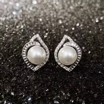 Новые индивидуальные серьги-гвоздики в форме глаз с имитацией жемчуга для женщин с кристаллом Cz, элегантные аксессуары, модные украшения