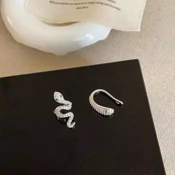 Новые китайские ретро-клипсы в виде змеи из циркония для женщин, индивидуальный уникальный темперамент, элегантные и универсальные серьги