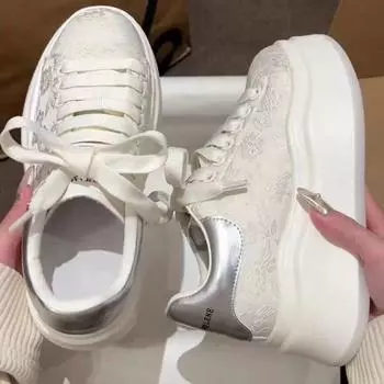 Новые китайские туфли с вышивкой в старинном стиле, маленькие белые туфли для женщин, новые универсальные туфли на платформе Muffin, повседневные туфли для женщин 35 серебряный