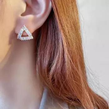 Новые корейские ретро-серьги с треугольными инкрустациями из циркония для женщин с простым темпераментом