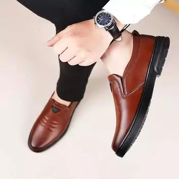 Новые кожаные туфли мужские из натуральной кожи с одной педалью повседневные туфли среднего возраста из мягкой кожи с мягкой подошвой, удобные и модные мужские туфли 39 чёрный