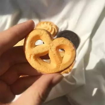 Новые креативные милые заколки для волос для девочек в виде печенья, простые заколки для волос с боковой стороны, головной убор, украшение для волос, модные аксессуары для волос A1