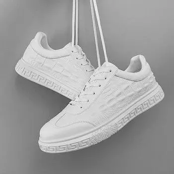 Новые кроссовки, удобные плоские нескользящие модные повседневные спортивные кожаные амортизирующие кроссовки 39 белый