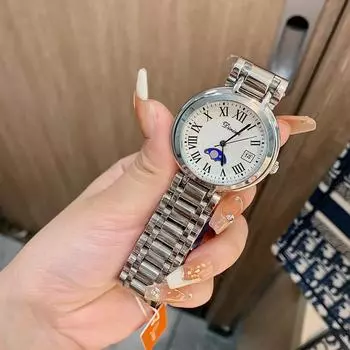 Новые кварцевые часы с римским календарем и дисковым циферблатом, модные повседневные женские часы со стальным браслетом Small (dial diameter 3.1cm)