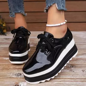 Новые лакированные туфли-броги с толстой подошвой для женщин, женские туфли больших размеров на плоской подошве со шнуровкой, женские туфли-оксфорды на толстой платформе 42 37