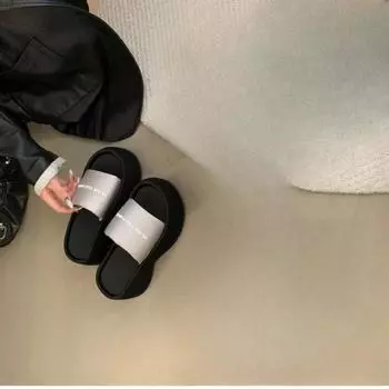 Новые легкие повседневные туфли на одной лямке, увеличивающие рост, для женщин для ношения на улице 35 серый