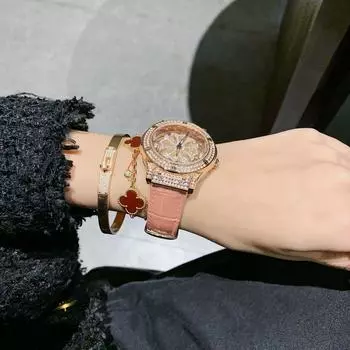 Новые легкие роскошные вращающиеся часы с бриллиантами, модный и простой ремень, персонализированные полые прозрачные женские кварцевые часы