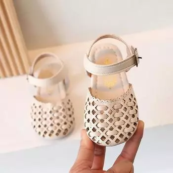 Новые летние детские школьные сандалии с закрытым носком для девочек, студенческие тканые туфли принцессы на мягкой подошве для малышей 21 бежевый