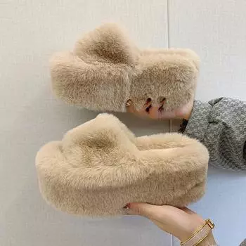 Новые летние меховые массивные тапочки, женские модные женские летние удобные пляжные шлепанцы на платформе с открытым носком, на плоской подошве, каблук 7 см Size 35(foot 22.5cm)