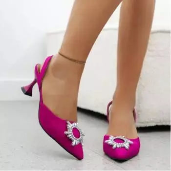 Новые летние модные сандалии с заостренной пряжкой и пикантной женской обувью на высоком каблуке «Подкова» на высоком каблуке «Сказочный ветер» Женские сандалии Женская обувь 35 чёрный