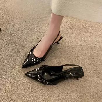 Новые летние повседневные босоножки на низком каблуке с острым носком, удобные черные женские туфли с металлическими украшениями и открытым носком Baotou, НЕТ:8221 35