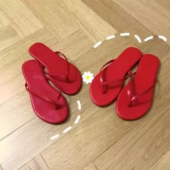 Новые летние сандалии на плоской подошве с круглым носком, неглубоким ремешком, тонкими перекрещивающимися носками и мягкой подошвой, устойчивыми к износу и скольжению 35