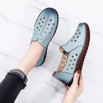 Новые летние туфли на плоской подошве, мокасины, женские балетки из натуральной кожи, дышащие мокасины, женские туфли для мам, мягкие повседневные туфли на плоской подошве для вождения 225