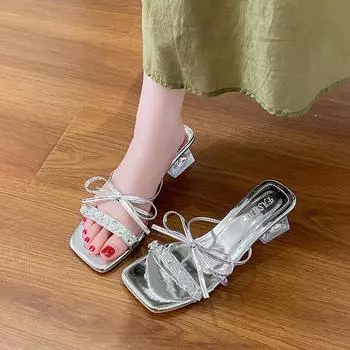 Новые летние женские шлепанцы с бантом и бриллиантами, серебристые туфли на толстом каблуке для вечеринок 35 серебряный