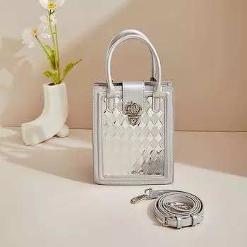 Новые маленькие квадратные сумки женские сумки через плечо модные серебристые сумки для мобильных телефонов досуг трендовые текстуры нишевые передовые сумки через плечо