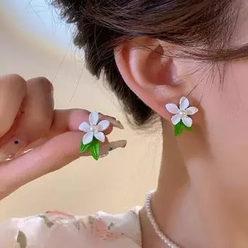 Новые маленькие серьги со свежими цветами для женщин, дизайнерские модные простые и милые серьги в стиле Сен для вечеринок, ювелирные изделия, подарки