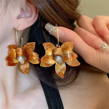 Новые Металлические Акриловые Серьги-Лепестки Европейский Американский Стиль Персонализированные Модные Серьги-Пуссеты Женские Девичьи Дорожные Аксессуары