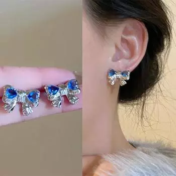 Новые металлические плиссированные серьги в форме банта, модные серьги с геометрическим сердечком из синего циркона для девочек