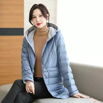 Новые модели на осень и зиму носят легкие пуховики с обеих сторон, женские модели с капюшоном, средней и длинной длины, универсальный характер, отглаженные S розовый