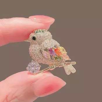 Новые модные броши в виде птиц для женщин и девочек, броши со стразами, булавки, блестящие значки в виде животных, ювелирные изделия для леди 1pc