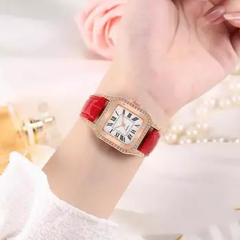 Новые модные часы женские винные бочки квадратный ремень женские часы женские часы корейские повседневные часы белый