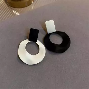 Новые модные геометрические нерегулярные круглые серьги-подвески для женщин и девушек, подарок, сладкие ювелирные изделия оптом