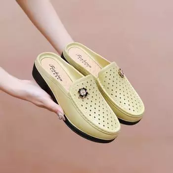 Новые модные нескользящие летние домашние пляжные сандалии для женщин с мягкой подошвой, полузакрытые тапочки 36-40