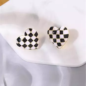 Новые модные осенние и зимние серьги с геометрическим рисунком в виде шахматной доски, женские черно-белые серьги-гвоздики в клетку в стиле Ins.