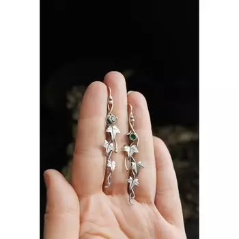Новые модные серьги-подвески с изумрудным кленовым листом для женщин, ювелирные изделия в стиле бохо, цветочные листья, серебряные висячие серьги на крючках зелёный