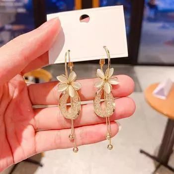 Новые модные серьги, женский стиль, простые и персонализированные серьги, серебряная игла, корейское издание, элитные серьги, модные